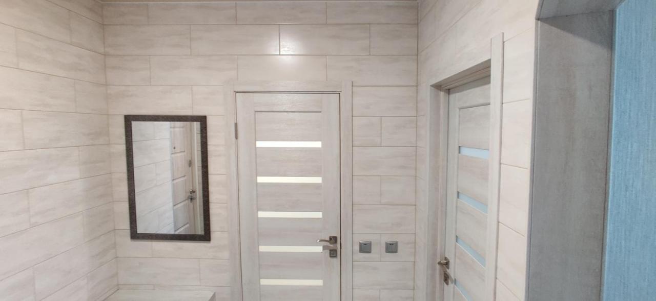 Luxury Apartments Atlant Луцк Экстерьер фото