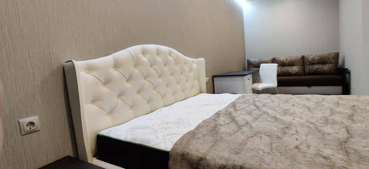 Luxury Apartments Atlant Луцк Экстерьер фото